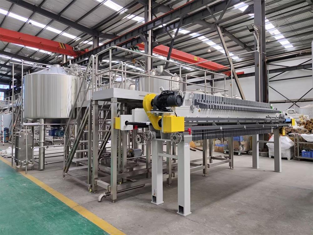2500L Whisky Brewery with Mash Filter Under Production at Tiantai Factory